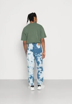 YOURTURN Unisex Moonwash Unisex - Relaxed Fit Jeans - Light Blue Denim 9 YOURTURN Unisex Moonwash Unisex - Relaxed Fit Jeans - Light Blue Denim -Yourturn 0871026b54c64d1aa898910b162e894c
