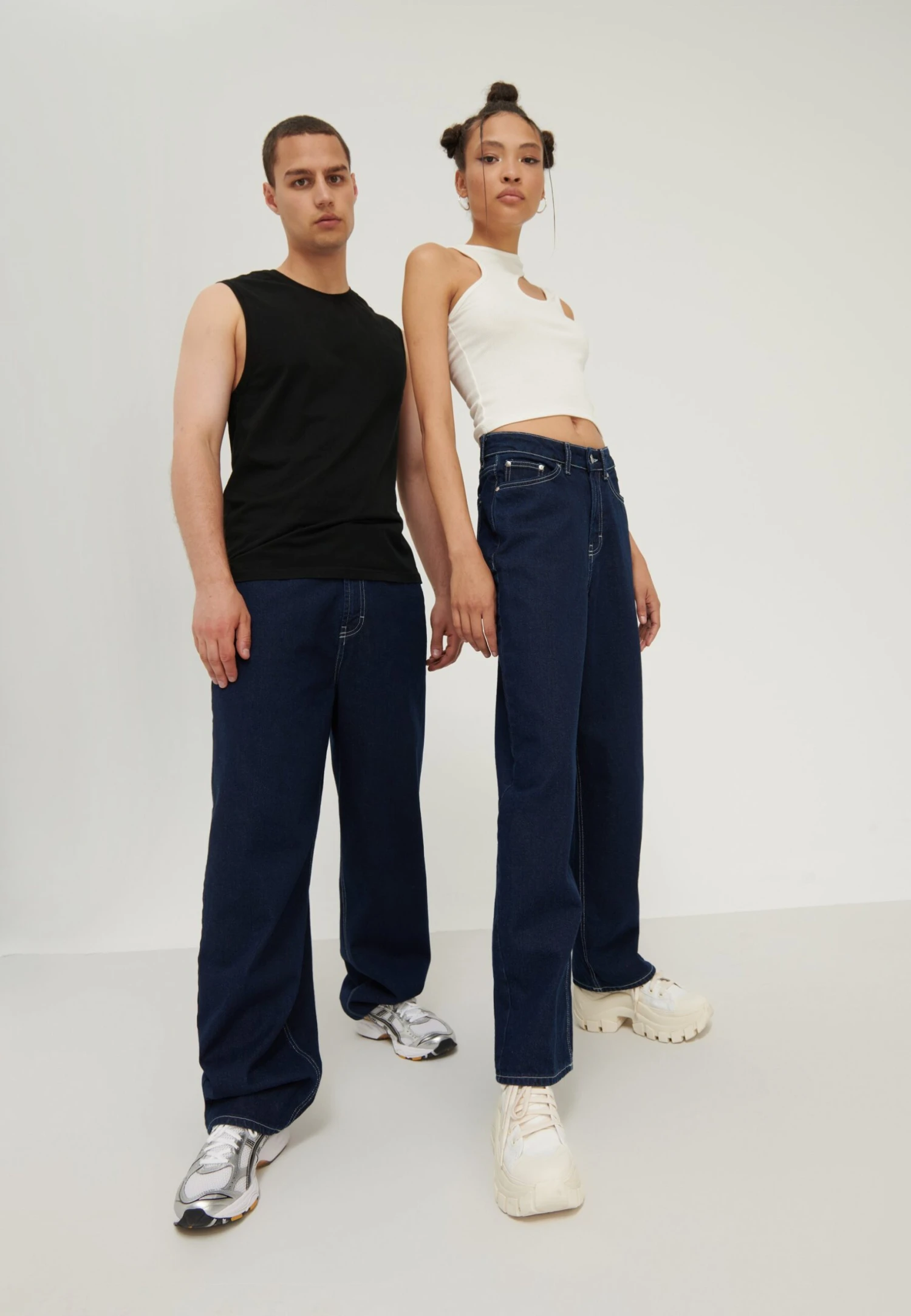 YOURTURN Unisex - Relaxed Fit Jeans - Rinsed Denim 4 YOURTURN Unisex - Relaxed Fit Jeans - Rinsed Denim - Afbeelding 2