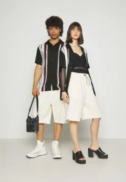 YOURTURN Bowling Unisex - Overhemd - Black 9 YOURTURN Bowling Unisex - Overhemd - Black -Yourturn 1dfcd7131d334c87a5e009bbe195b6c2