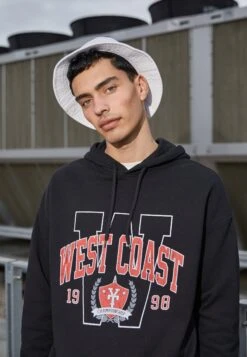 YOURTURN Sweater - Black 12 YOURTURN Sweater - Black -Yourturn 1f3154b9ede24ff39ade37160d75e6b6