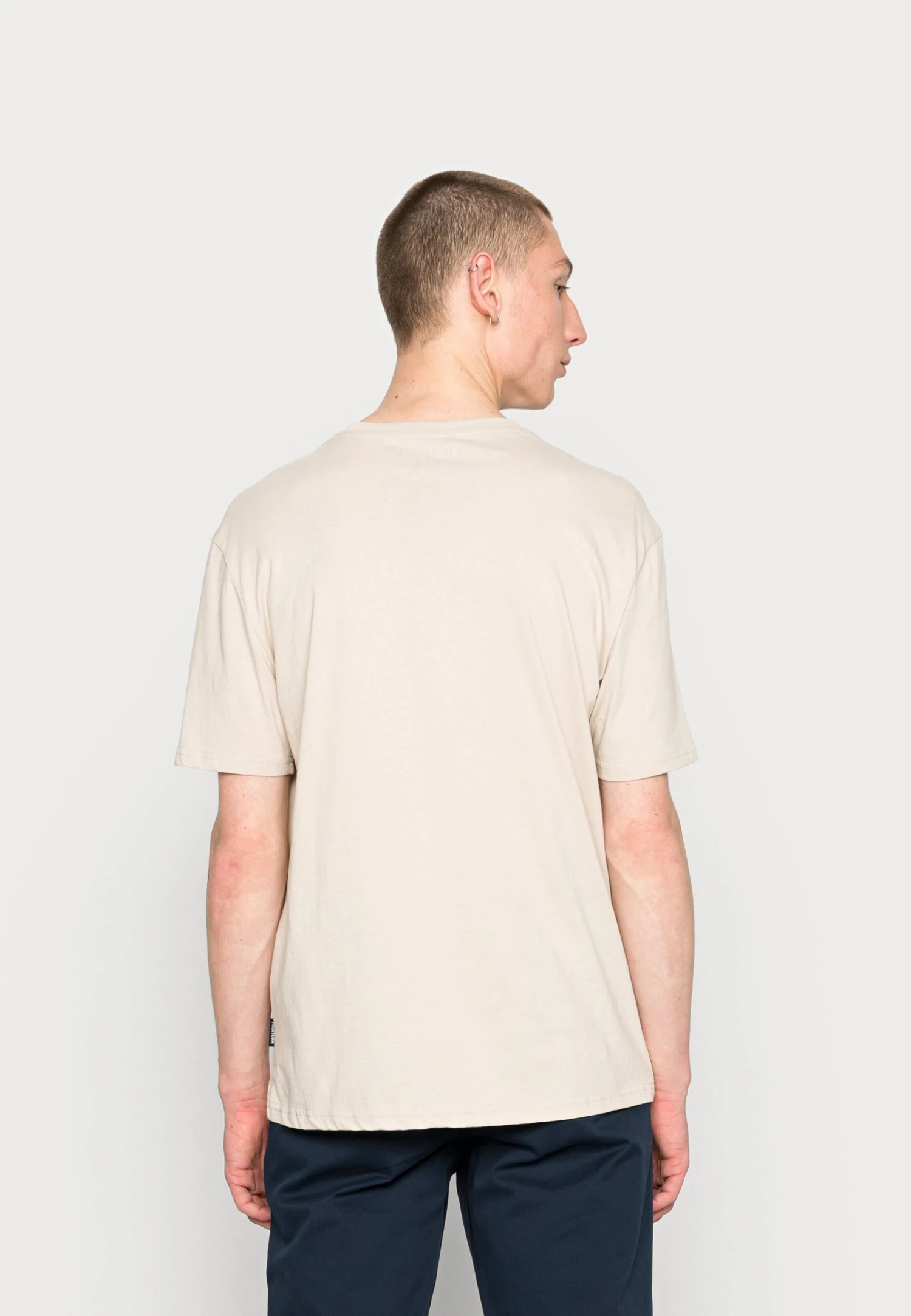 YOURTURN Unisex 5 Pack - T-Shirt Basic - Dark Grey/White/Beige 5 YOURTURN Unisex 5 Pack - T-Shirt Basic - Dark Grey/White/Beige - Afbeelding 3