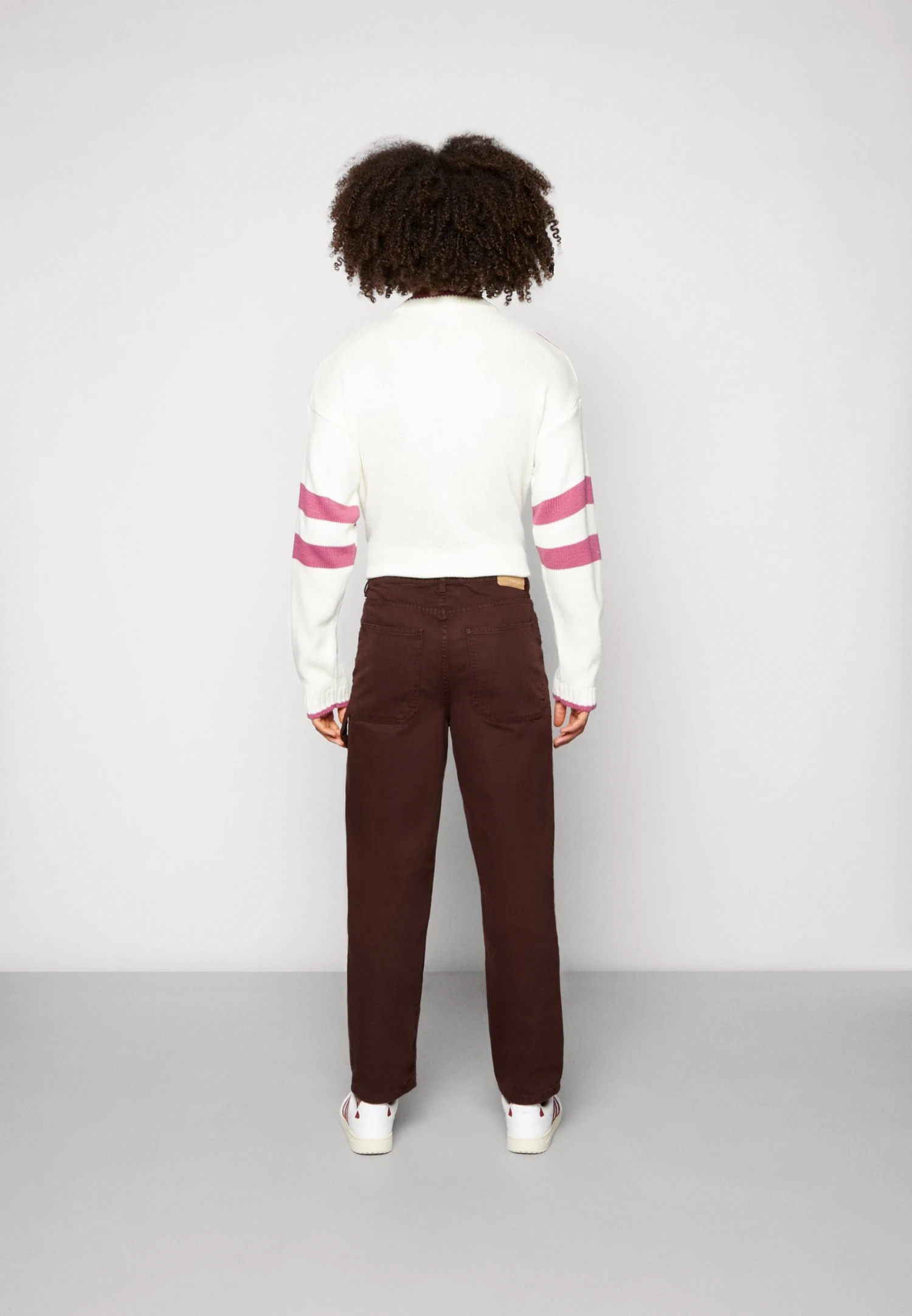 YOURTURN Workwear Unisex - Relaxed Fit Jeans - Brown 5 YOURTURN Workwear Unisex - Relaxed Fit Jeans - Brown - Afbeelding 3