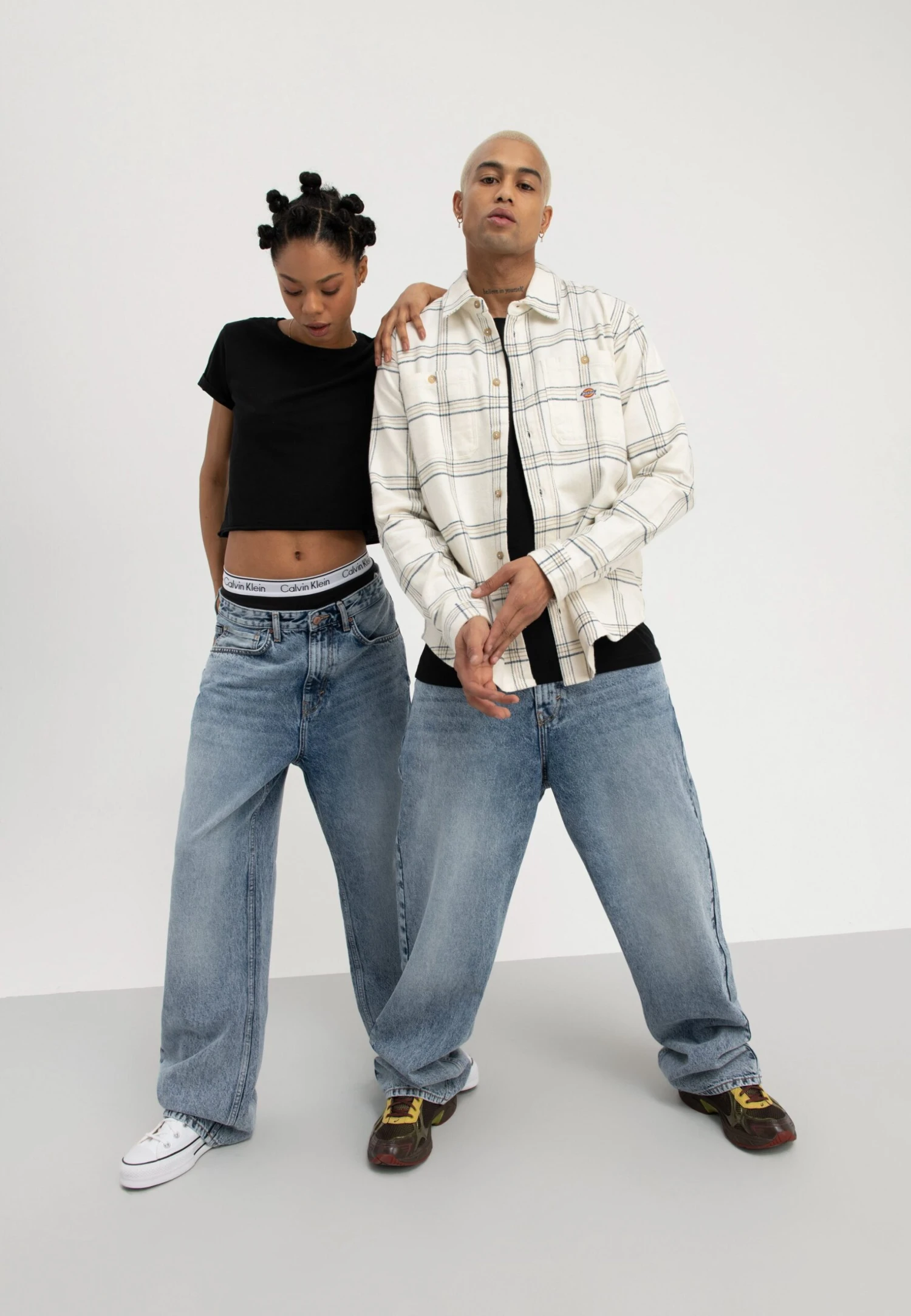 YOURTURN Baggy Jeans Unisex - Relaxed Fit Jeans - Dark Blue Denim 4 YOURTURN Baggy Jeans Unisex - Relaxed Fit Jeans - Dark Blue Denim - Afbeelding 2