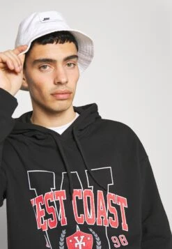 YOURTURN Sweater - Black 15 YOURTURN Sweater - Black -Yourturn 2adf924bafe24f14a05d1972af2db883