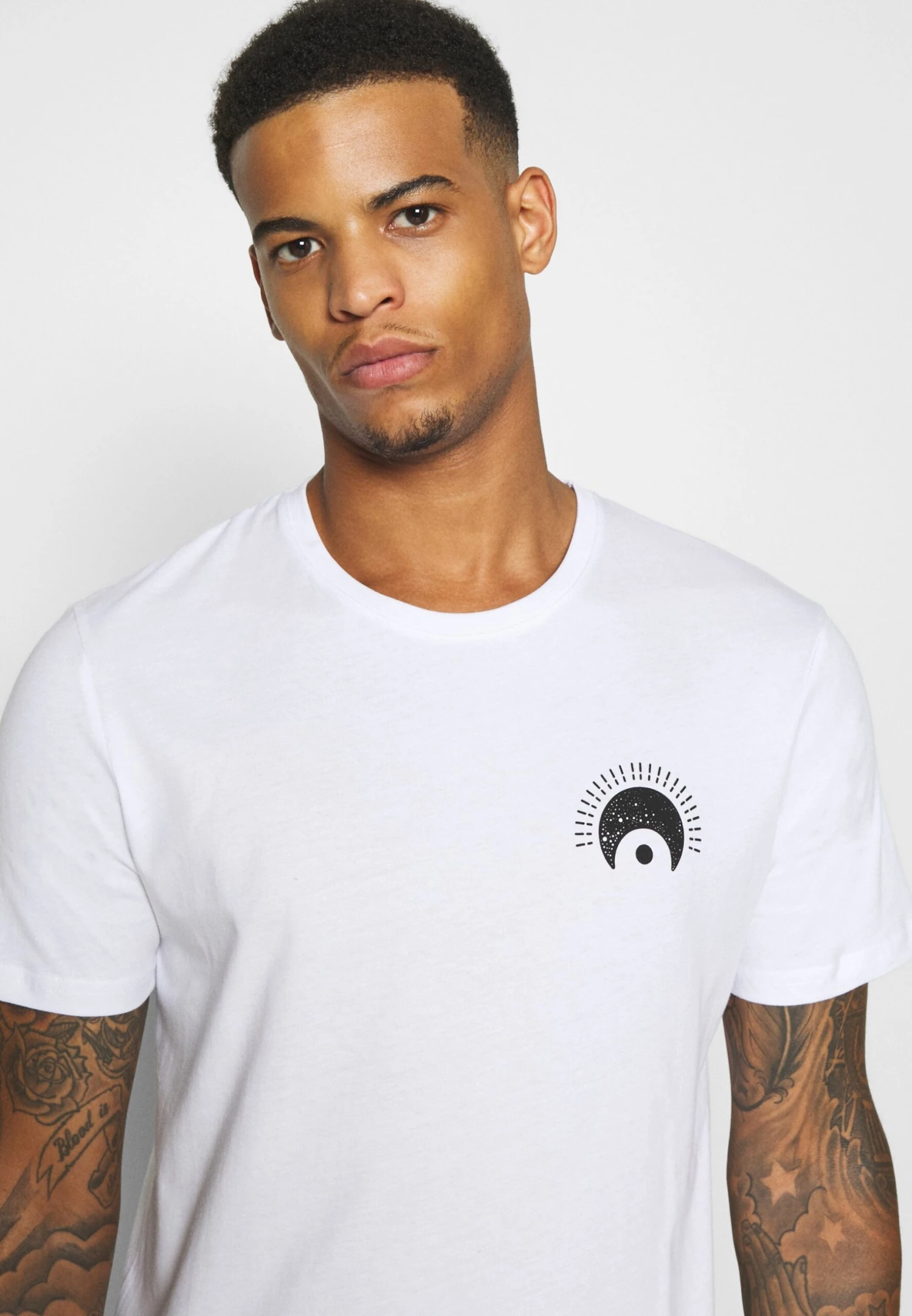 YOURTURN Eye Moon Tee Unisex - T-Shirt Print - White 6 YOURTURN Eye Moon Tee Unisex - T-Shirt Print - White - Afbeelding 4