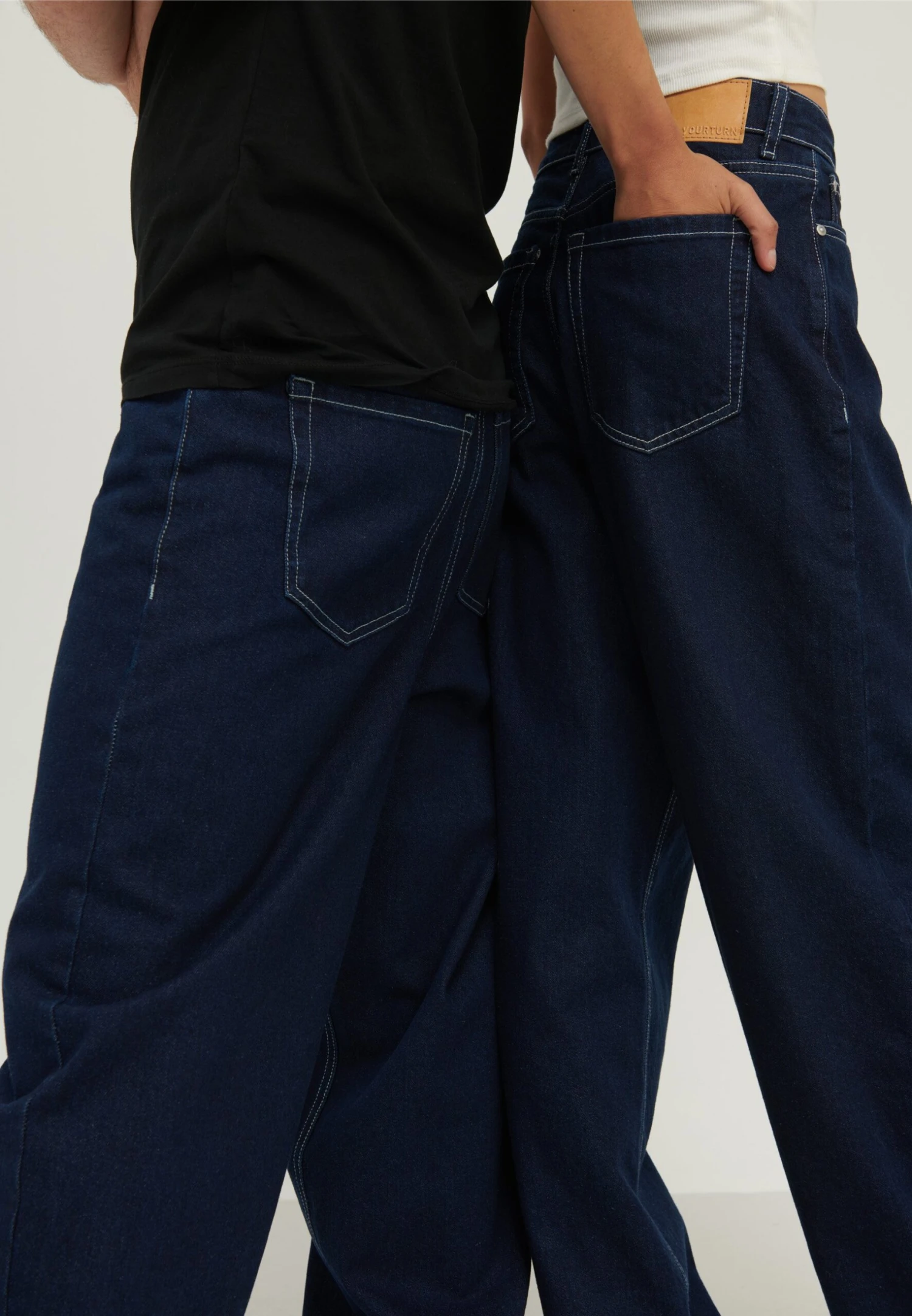 YOURTURN Unisex - Relaxed Fit Jeans - Rinsed Denim 6 YOURTURN Unisex - Relaxed Fit Jeans - Rinsed Denim - Afbeelding 4