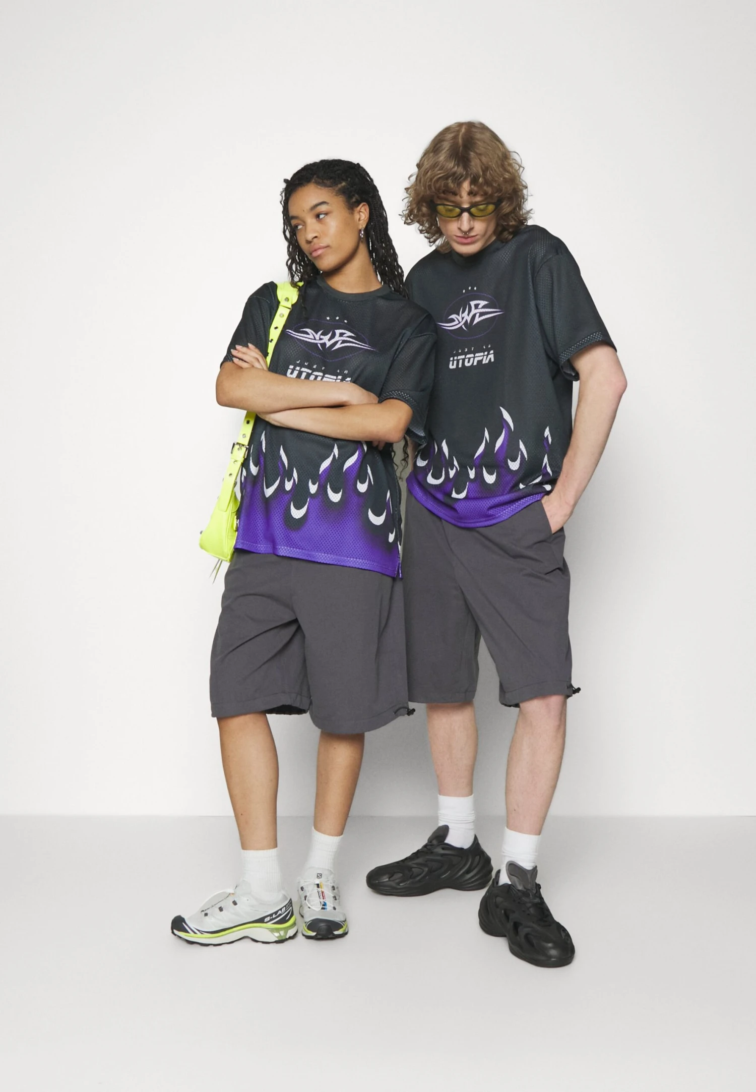 YOURTURN Genderless Parachute - Shorts - Dark Grey 4 YOURTURN Genderless Parachute - Shorts - Dark Grey - Afbeelding 2