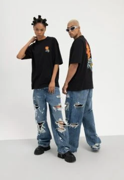 YOURTURN Unisex - Relaxed Fit Jeans - Light Blue Denim 10 YOURTURN Unisex - Relaxed Fit Jeans - Light Blue Denim -Yourturn 55136c195da94d1b9c1d97bbc44a4639