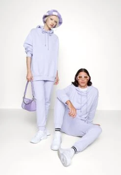 Wincent Weiss X Yourturn Unisex - Trainingsbroek - Purple -Yourturn 59d19dd5f9b4403d9d52894c4f1d8cfa