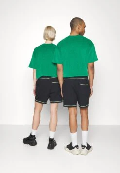 YOURTURN Unisex - Shorts - Black -Yourturn 5e9a8729059a418394e3fe8c0e269511
