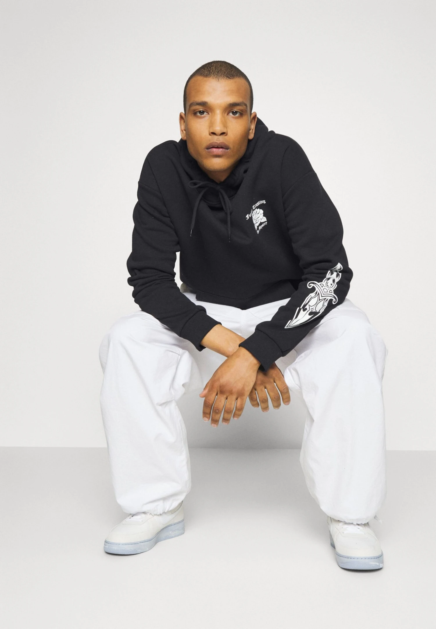 YOURTURN Rose Knife Unisex - Hoodie - Black 7 YOURTURN Rose Knife Unisex - Hoodie - Black - Afbeelding 5