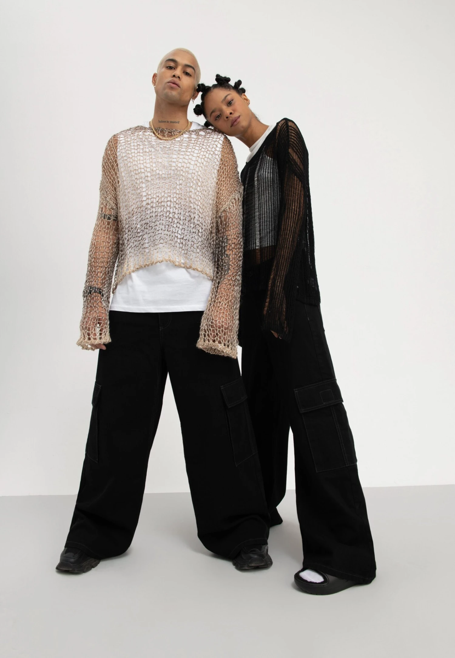 YOURTURN Unisex - Relaxed Fit Jeans - Black Denim 4 YOURTURN Unisex - Relaxed Fit Jeans - Black Denim - Afbeelding 2