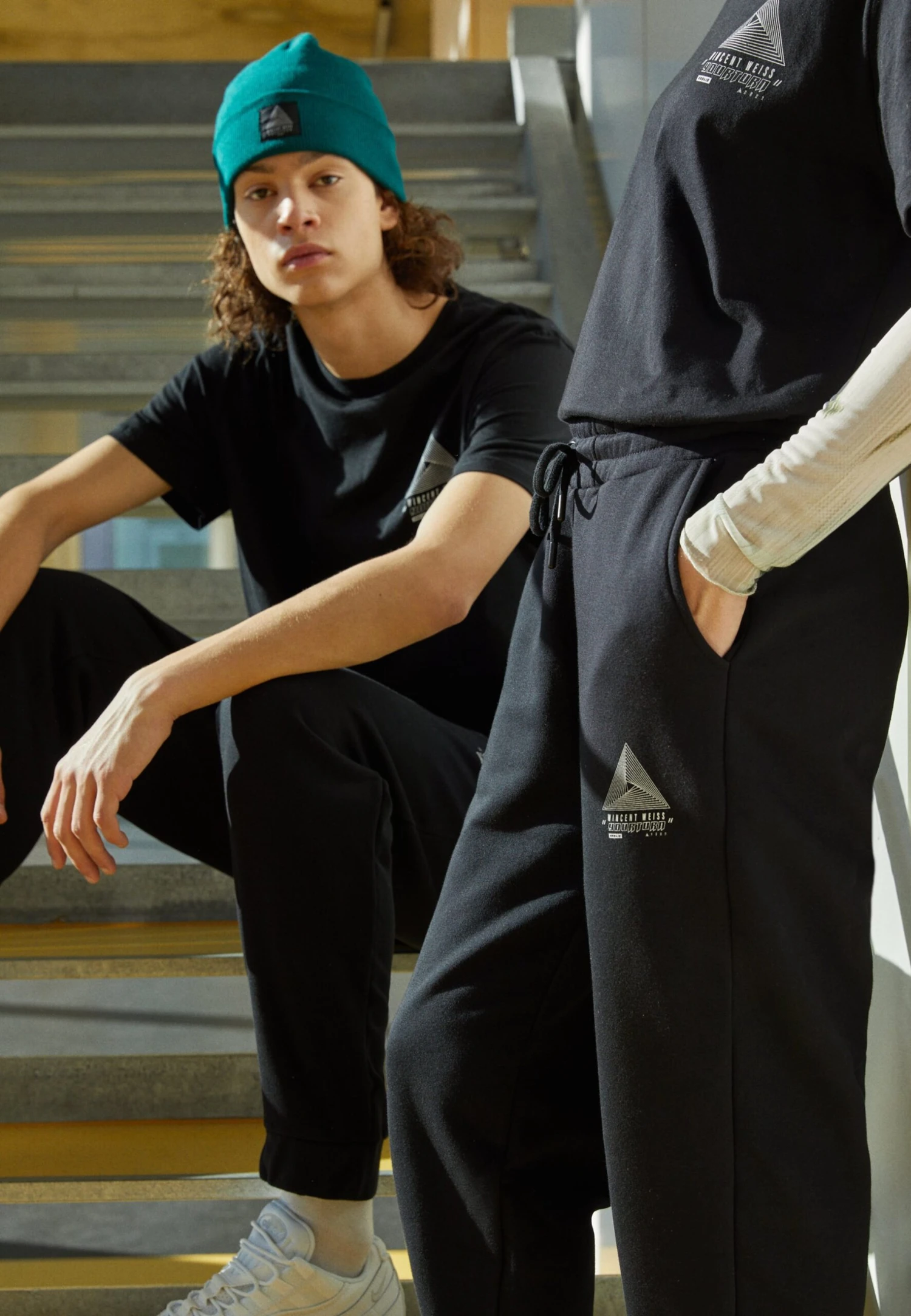 YOURTURN Wincent Weiss Basic - Trainingsbroek - Black 6 YOURTURN Wincent Weiss Basic - Trainingsbroek - Black - Afbeelding 4