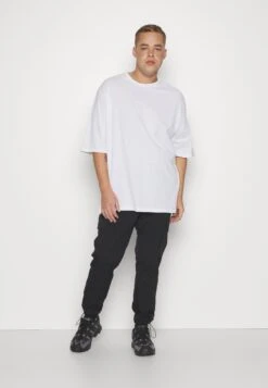 YOURTURN Unisex 3 Pack- T-Shirt Basic - White/Lilac/Black 20 YOURTURN Unisex 3 Pack- T-Shirt Basic - White/Lilac/Black -Yourturn 7d9c4d03c4054ce098a931d778e37683