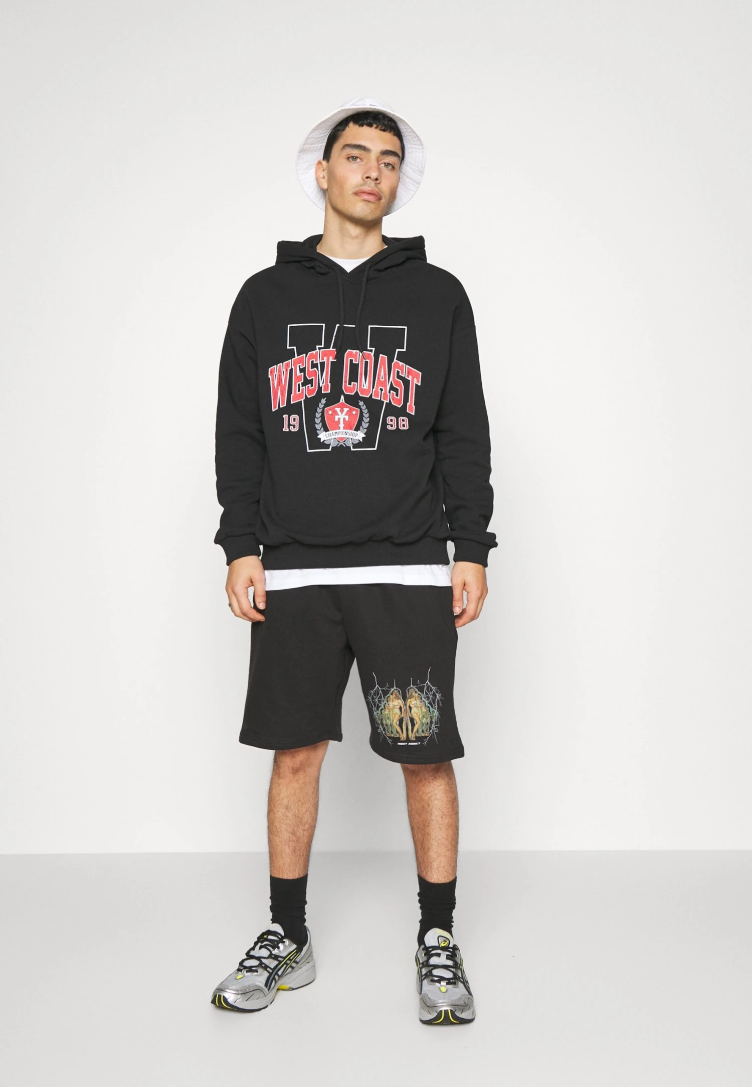 YOURTURN Sweater - Black 4 YOURTURN Sweater - Black - Afbeelding 2