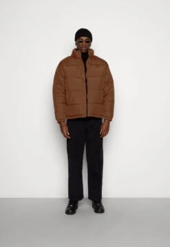 Yourturn -Yourturn b4de6cf8418c44aea5cc3c7fae0cf774