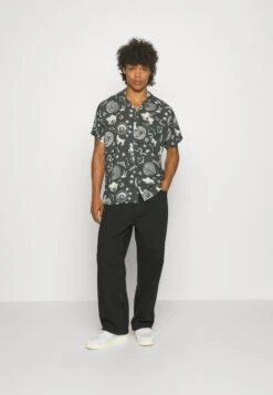 YOURTURN Baggy Jeans Unisex - Relaxed Fit Jeans - Black Denim 8 YOURTURN Baggy Jeans Unisex - Relaxed Fit Jeans - Black Denim -Yourturn b8fb2805b6b94d2b9c0798e77f0a0e57