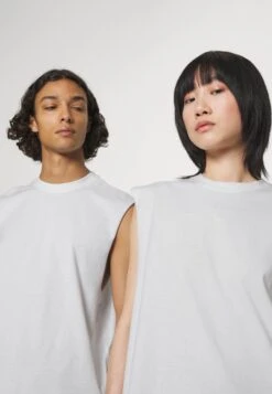 YOURTURN Unisex 2 Pack - Top - White, Black -Yourturn d3a4027c44e84c578a170158298d5adc