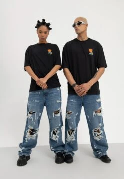 YOURTURN Unisex - Relaxed Fit Jeans - Light Blue Denim 12 YOURTURN Unisex - Relaxed Fit Jeans - Light Blue Denim -Yourturn e102394d654b4725951fac5e40f5275a